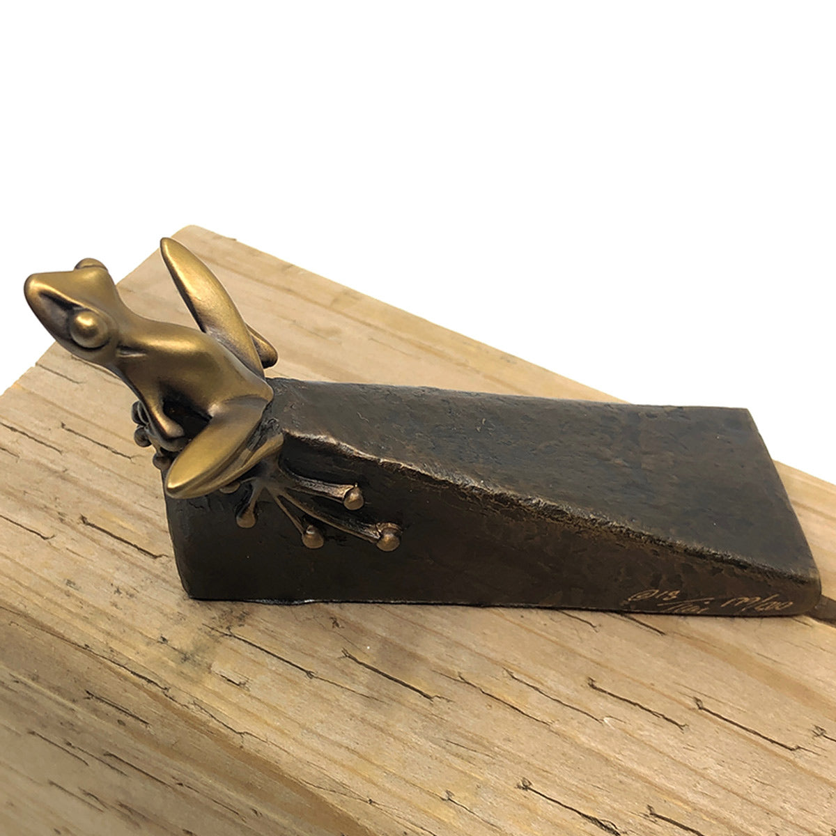 Triangle Paperweight Frogman Triangle Paperweight – Towne Square Gallery
