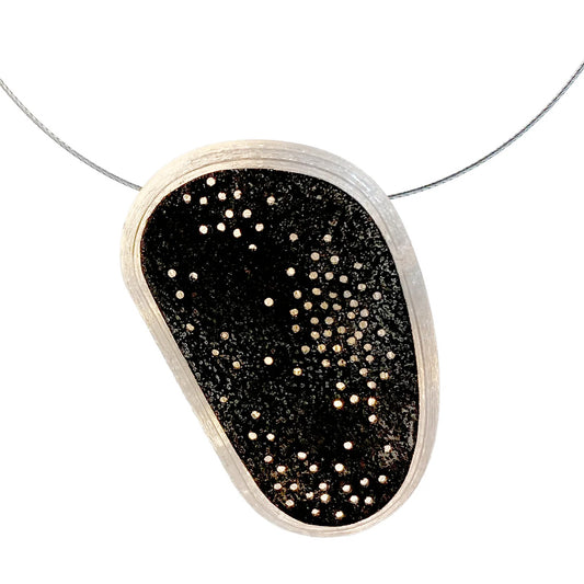 Starry Night – Small Pebble Necklace