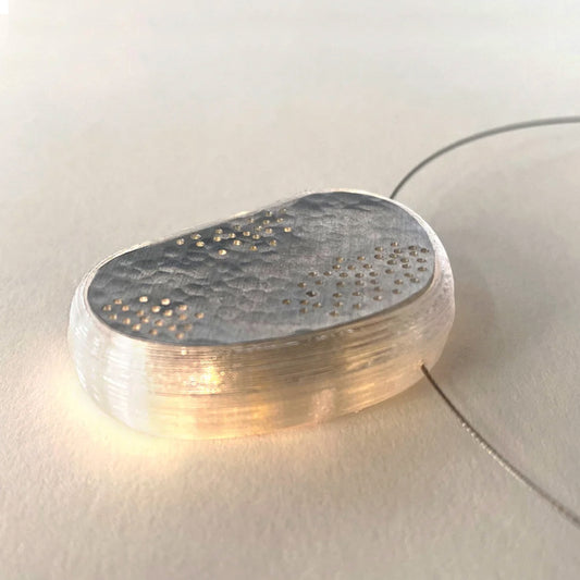 Winter Sky – Small Pebble Necklace